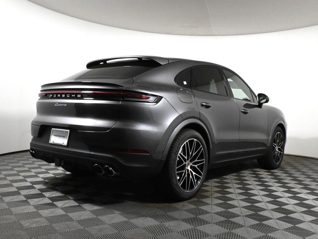 Thumbnail: 2025 Porsche  - 7