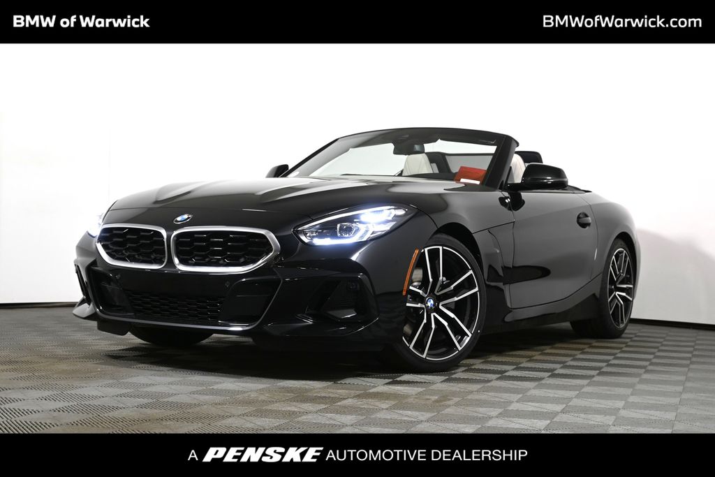 Thumbnail: 2026 BMW Z4 - 1