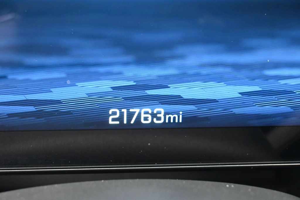 Used 2026 Mosaic Black Metallic Chevrolet LT image 15