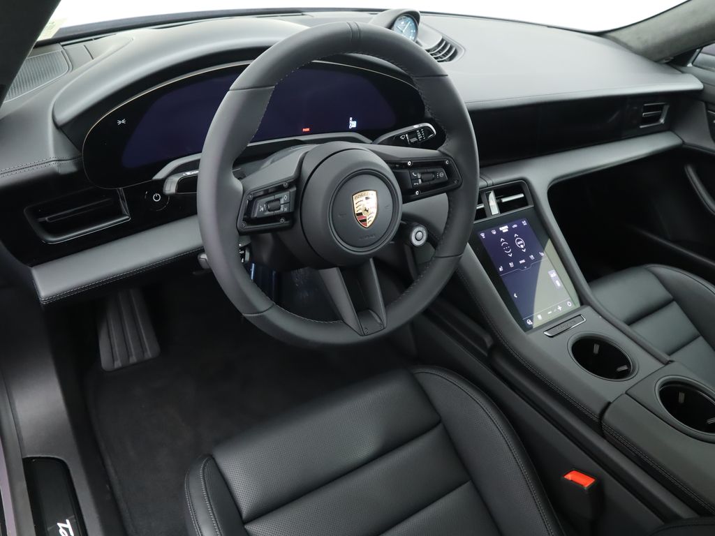 Thumbnail: 2025 Porsche Taycan - 4
