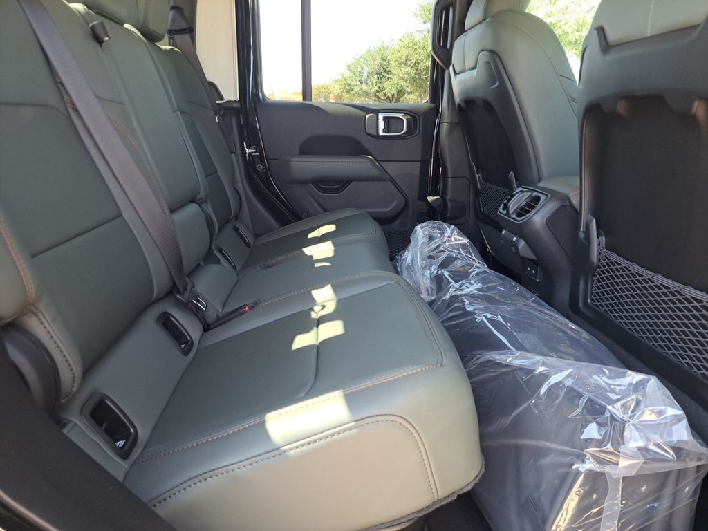 New Car 2025 Jeep Gladiator  Mojave For Sale Under $50,000 In Austin, Texas