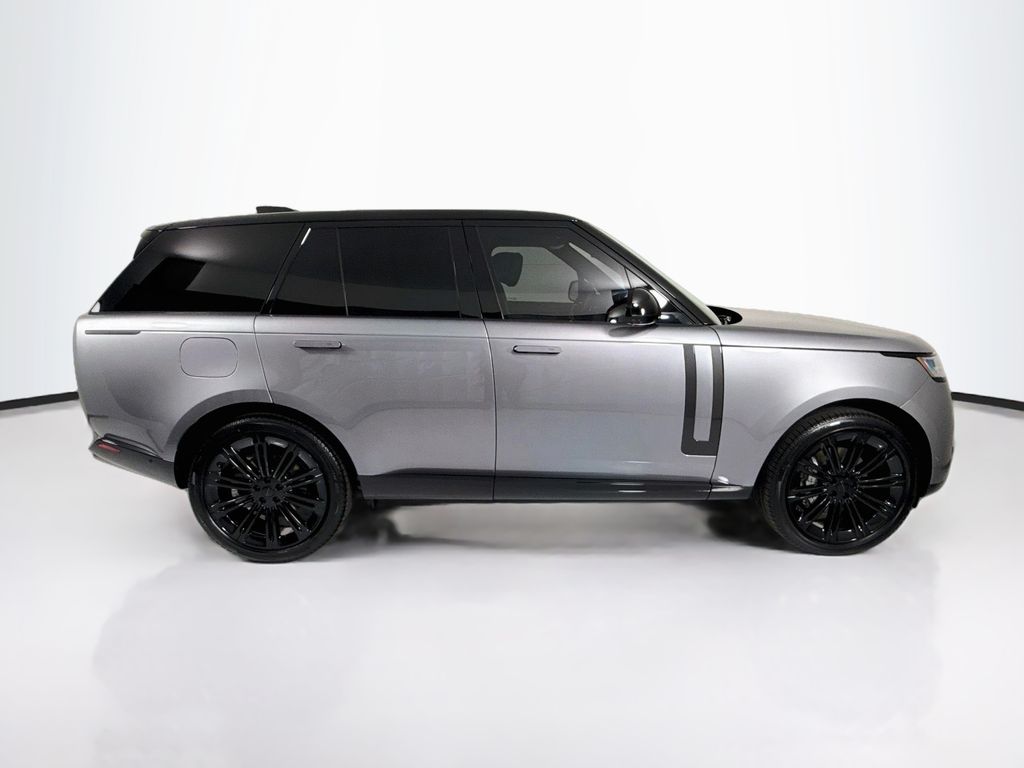 Thumbnail: 2026 Land Rover Range Rover - 4