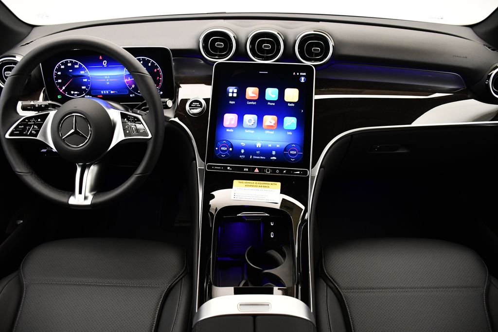 Thumbnail: 2025 Mercedes-Benz GLC - 19