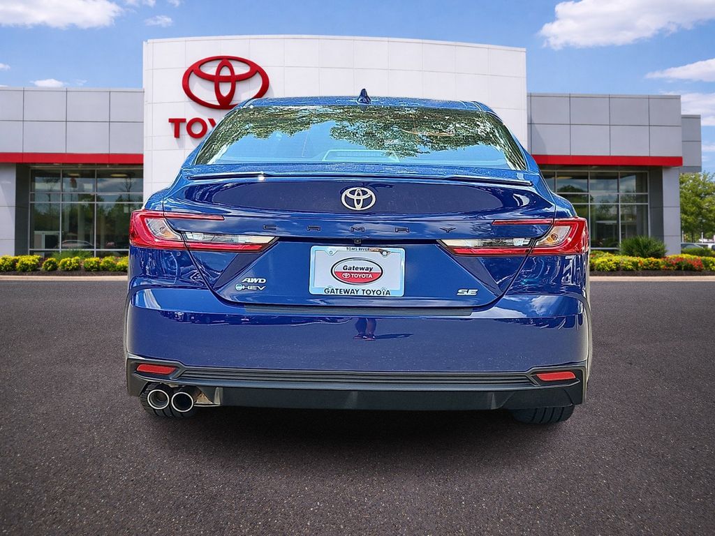 Thumbnail: 2025 Toyota Camry - 5