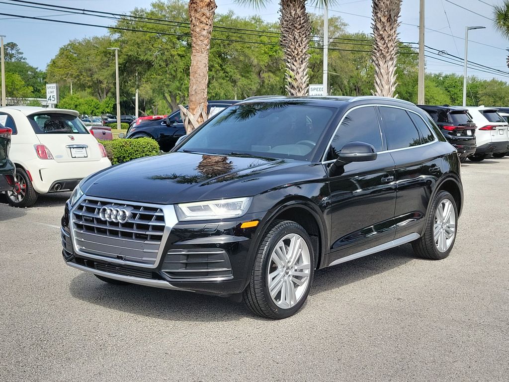 2020 Audi Q5 45 quattro S tronic Premium Plus's photo