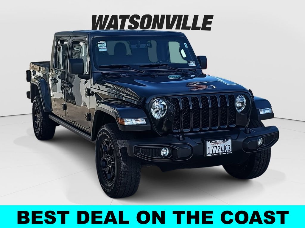 Gray (Granite Crystal Metallic Clearcoat) 2021 Jeep Gladiator Willys Crew Cab 4WD Pickup Truck Four-Wheel Drive 8-Speed Automatic