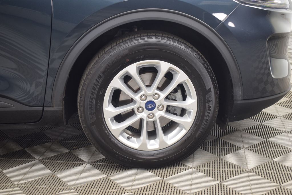 used 2022 Ford Escape car, priced at $16,600