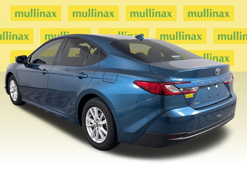 Certified Used 2025  Toyota LE image 11