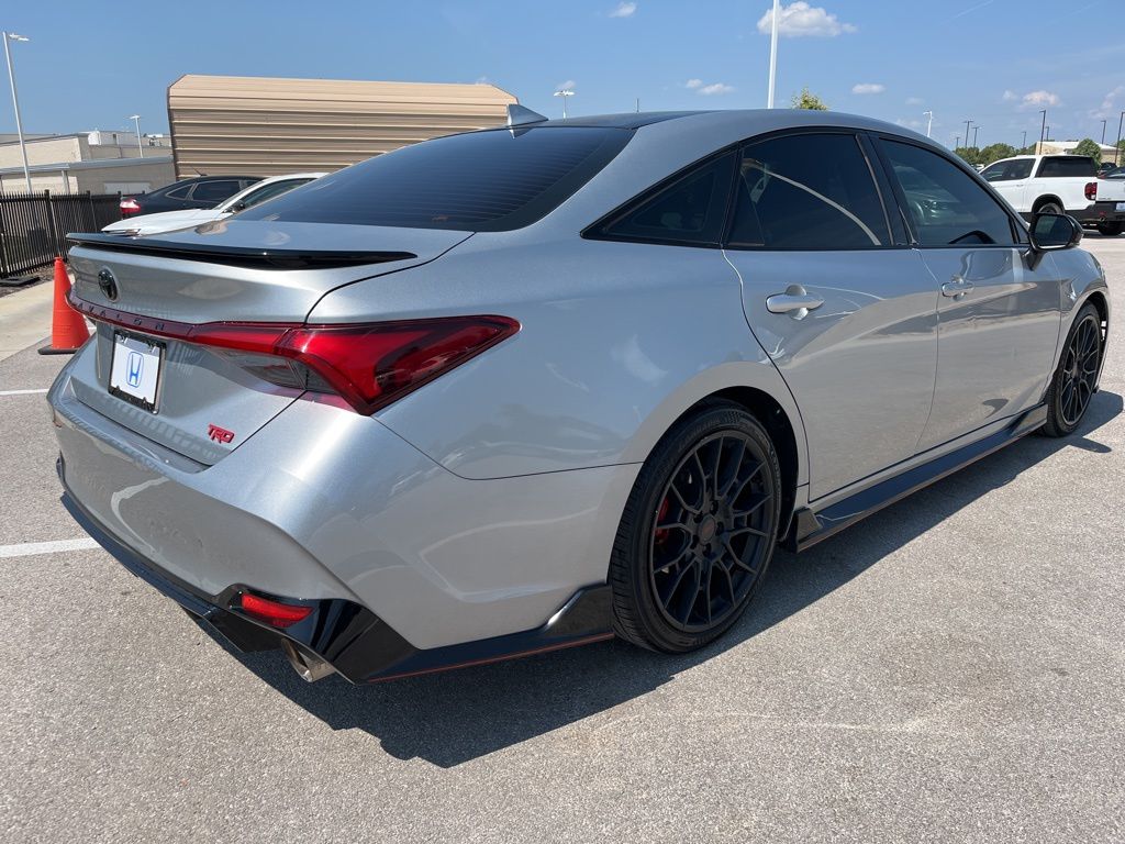 Thumbnail: 2020 Toyota Avalon - 4
