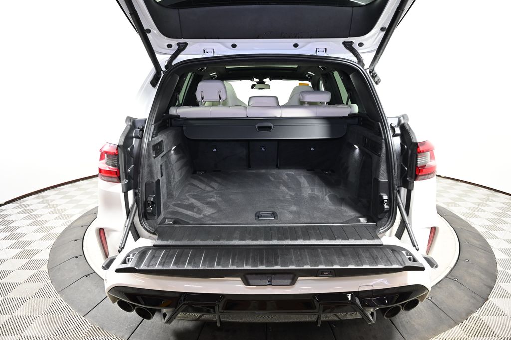 Thumbnail: 2023 BMW X5 - 10