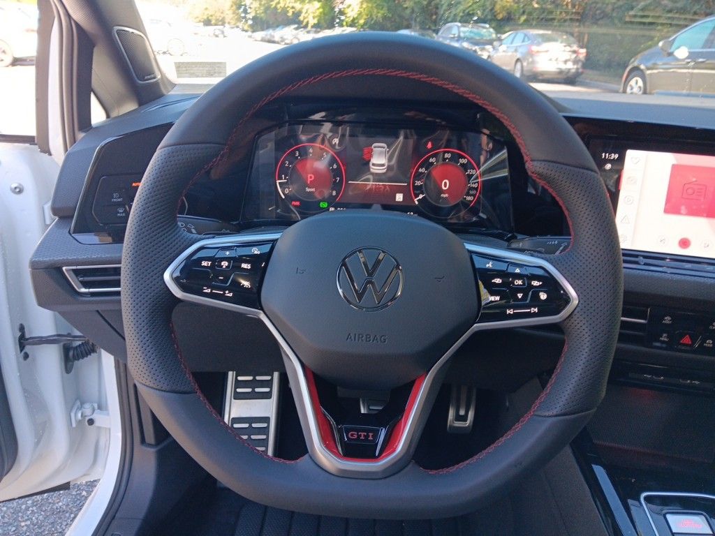 2024 Volkswagen Golf GTI Autobahn 14