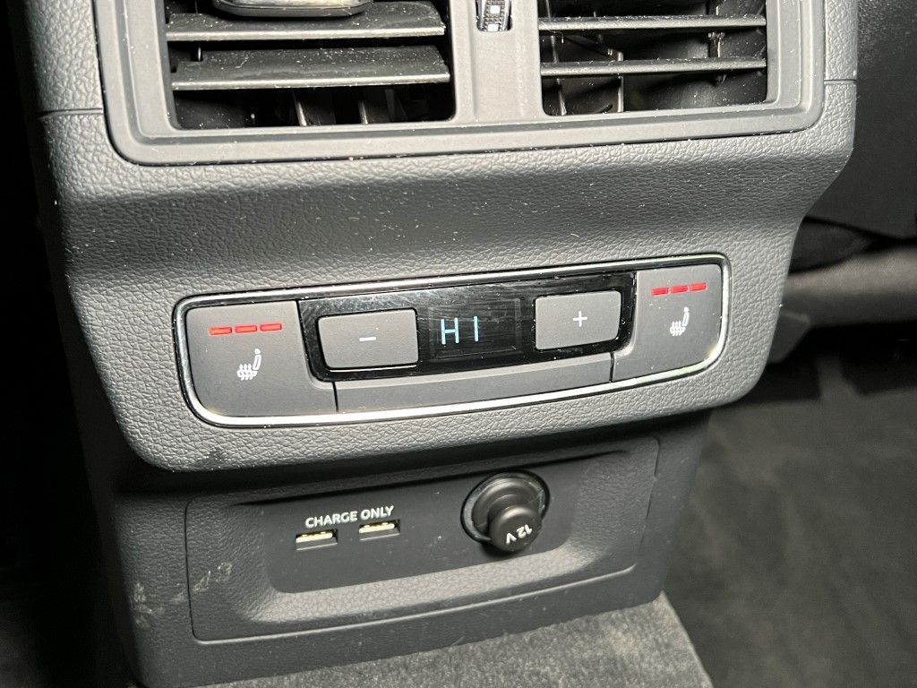 Thumbnail: 2023 Audi SQ5 - 17