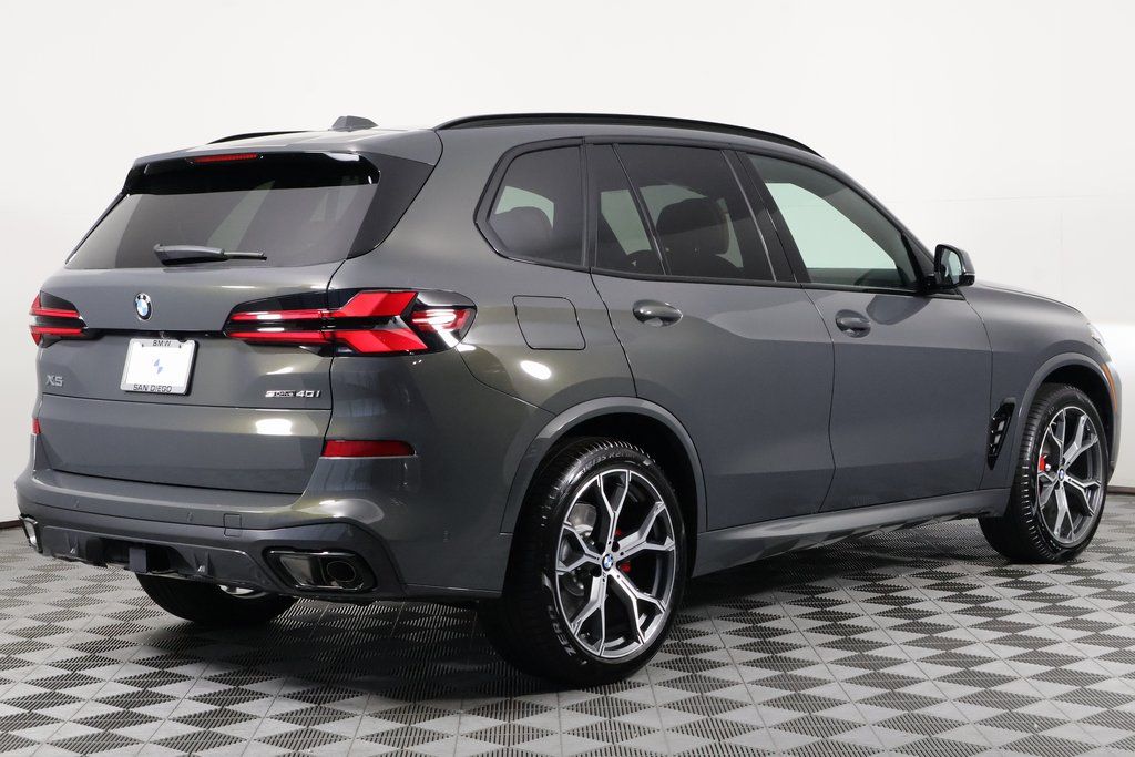 Thumbnail: 2026 BMW X5 - 2