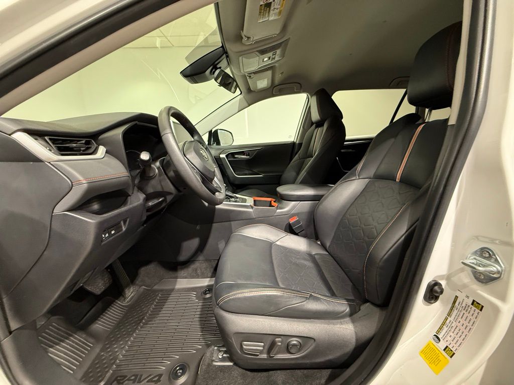 Thumbnail: 2024 Toyota RAV4 - 13