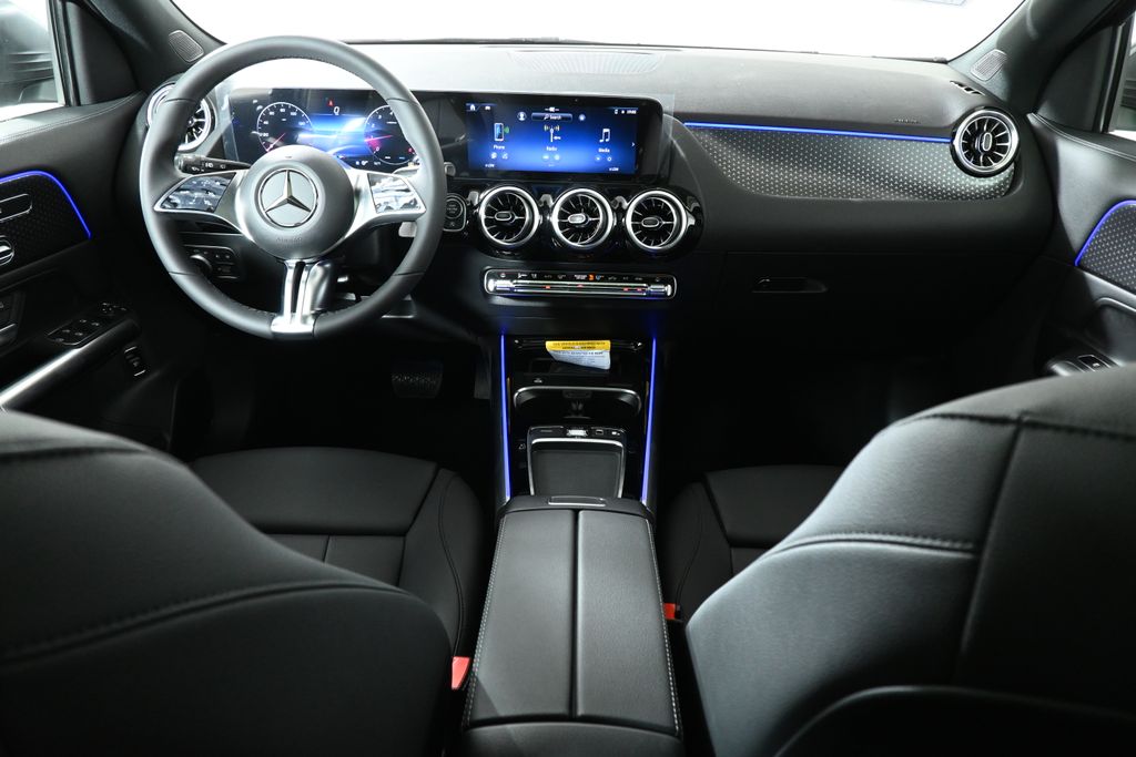 Thumbnail: 2026 Mercedes-Benz GLA - 4