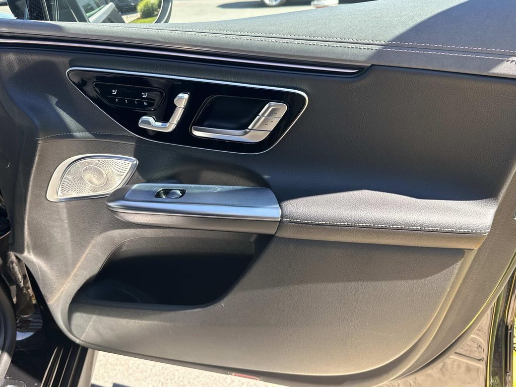 Thumbnail: 2023 Mercedes-Benz EQE - 10