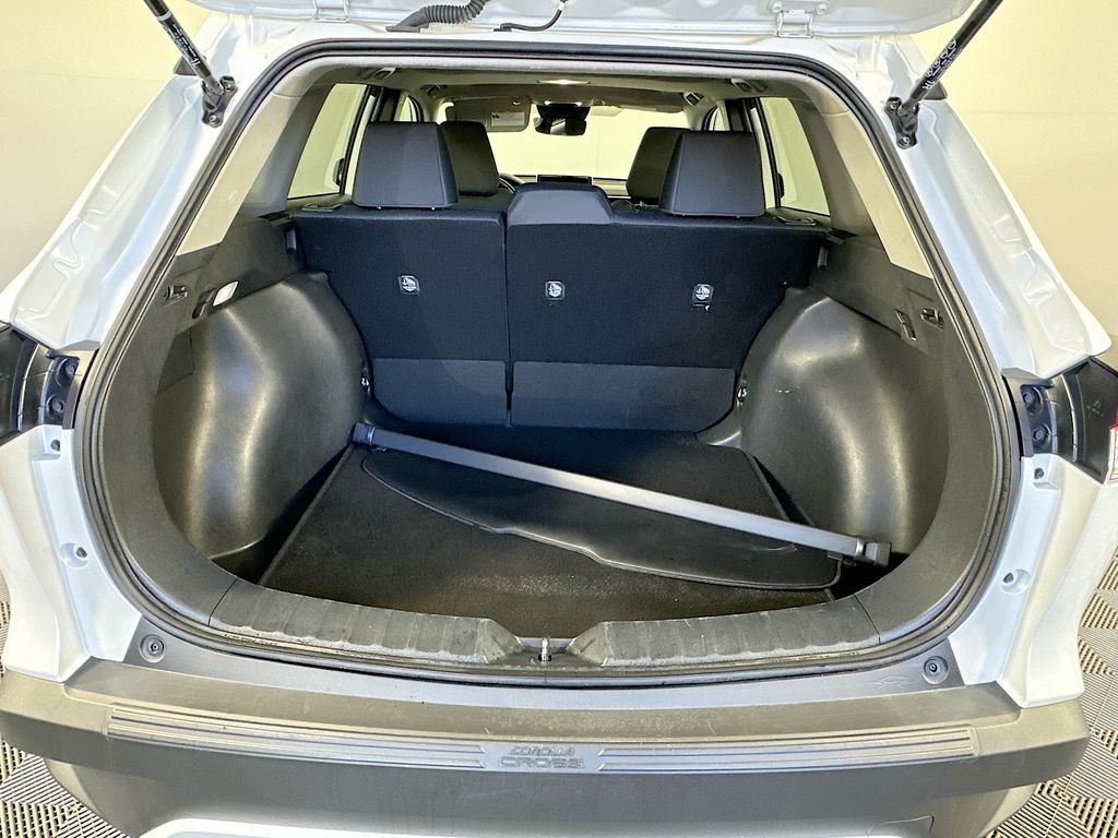 Thumbnail: 2024 Toyota Corolla Cross - 26