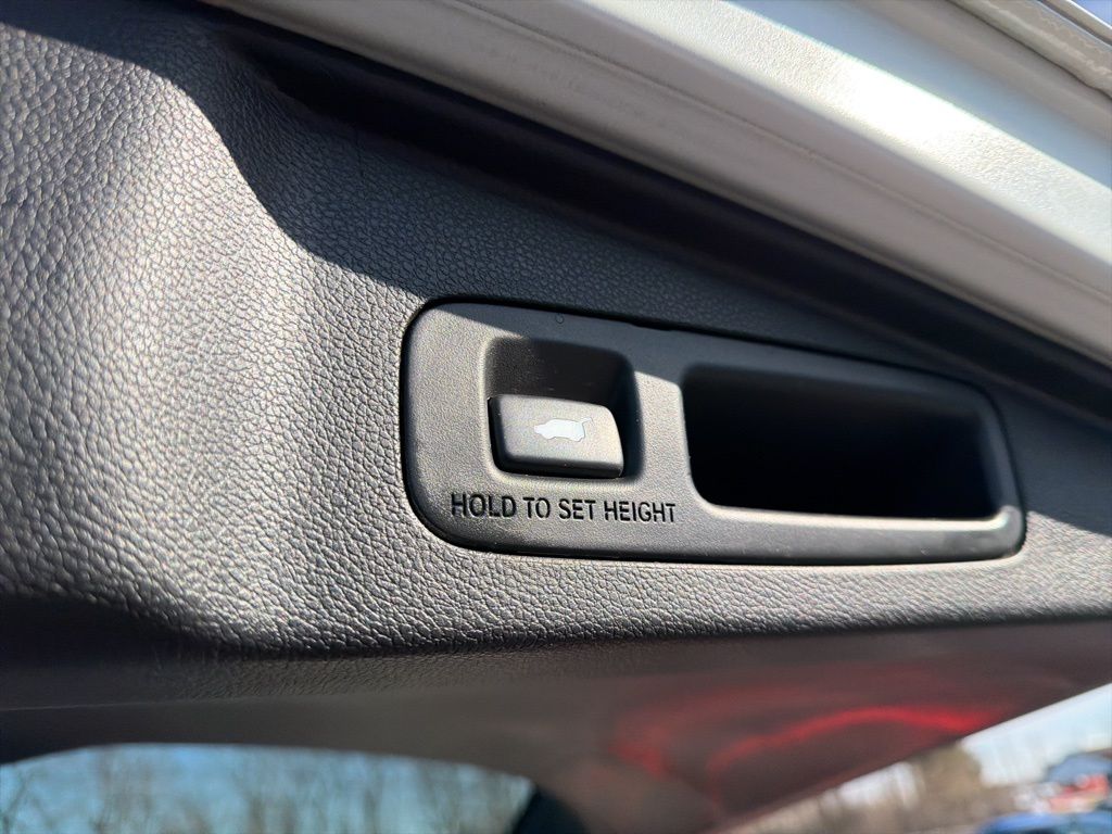 Thumbnail: 2018 Honda CR-V - 23