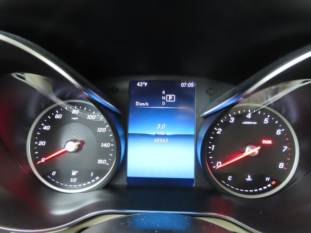 Thumbnail: 2021 Mercedes-Benz GLC - 32