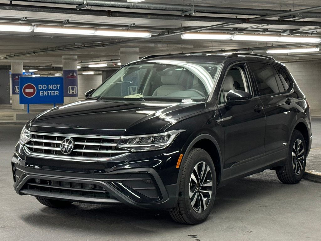 2024 Volkswagen Tiguan 2.0T S 3