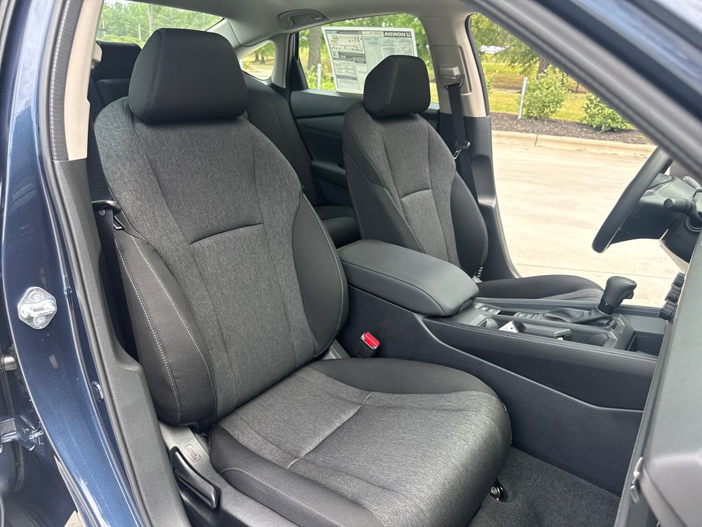 New 2026 Blue Honda SE image 30