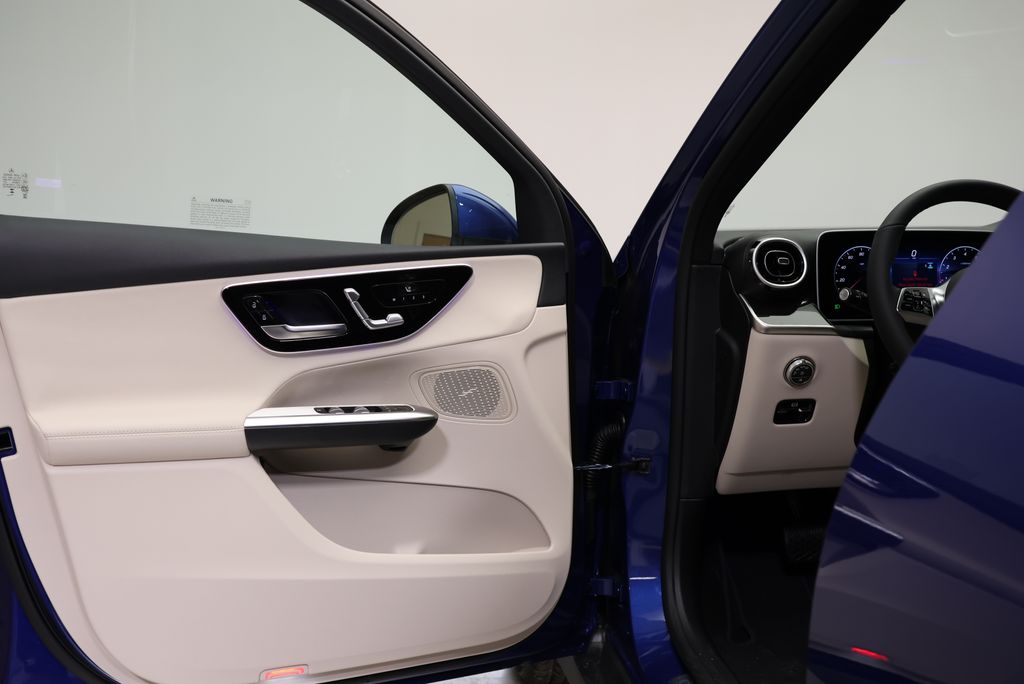 Thumbnail: 2026 Mercedes-Benz GLC - 29
