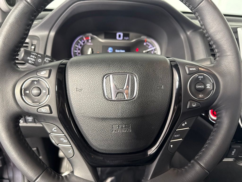 Thumbnail: 2018 Honda Ridgeline - 17