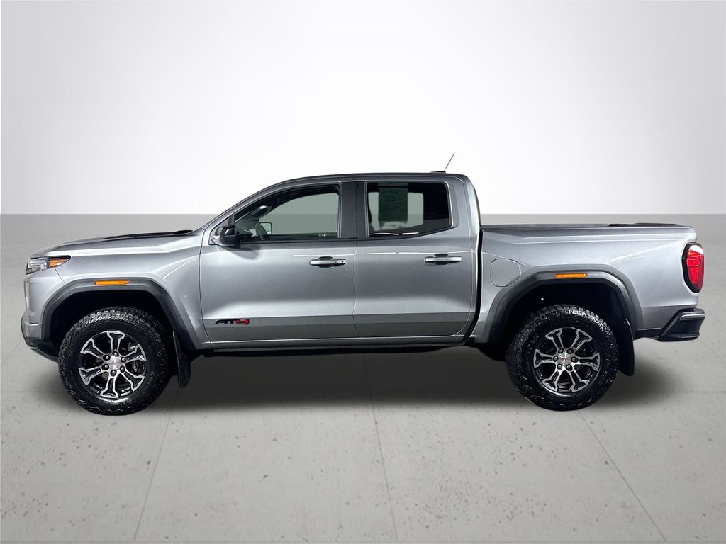 2024 GMC Canyon AT4