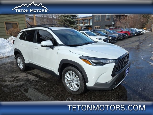 2023 Toyota Corolla Cross LE AWD