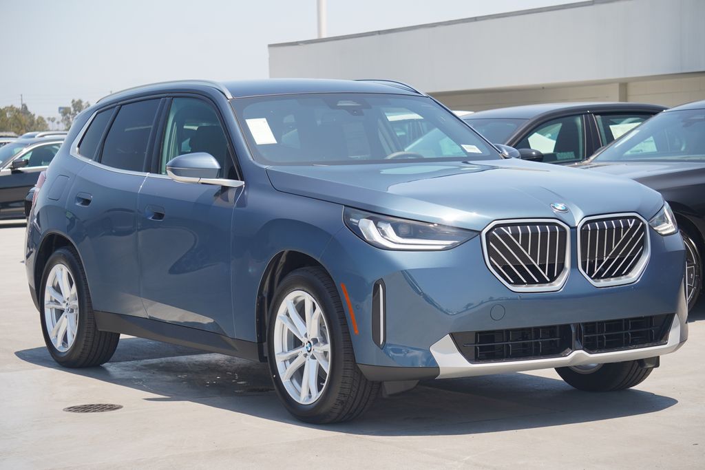 Thumbnail: 2025 BMW X3 - 3