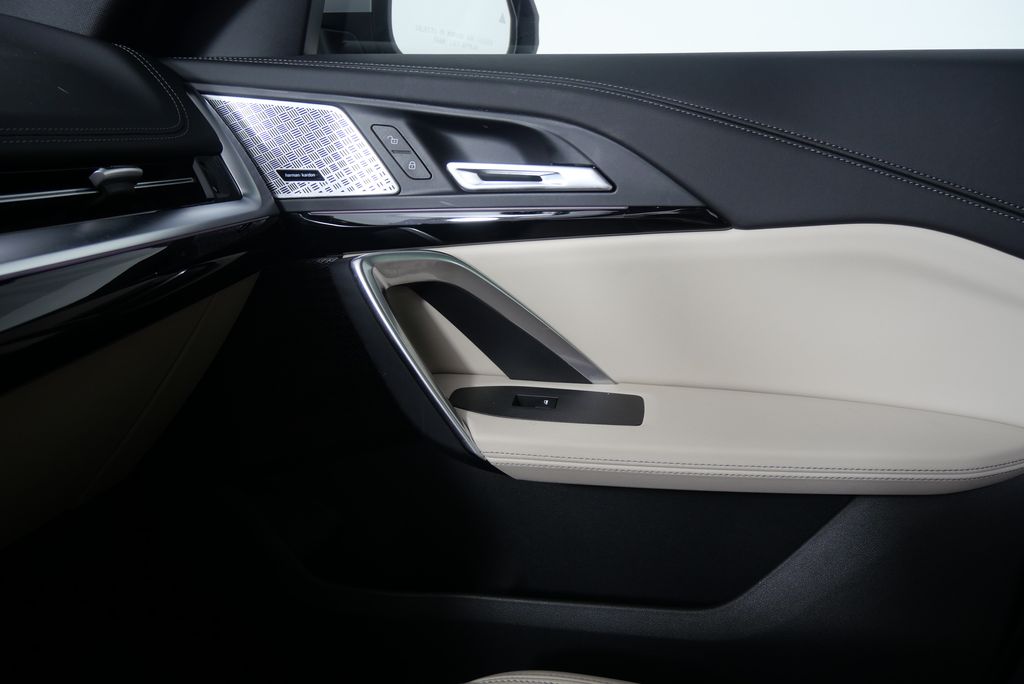 2023 BMW X1 xDrive28i 26