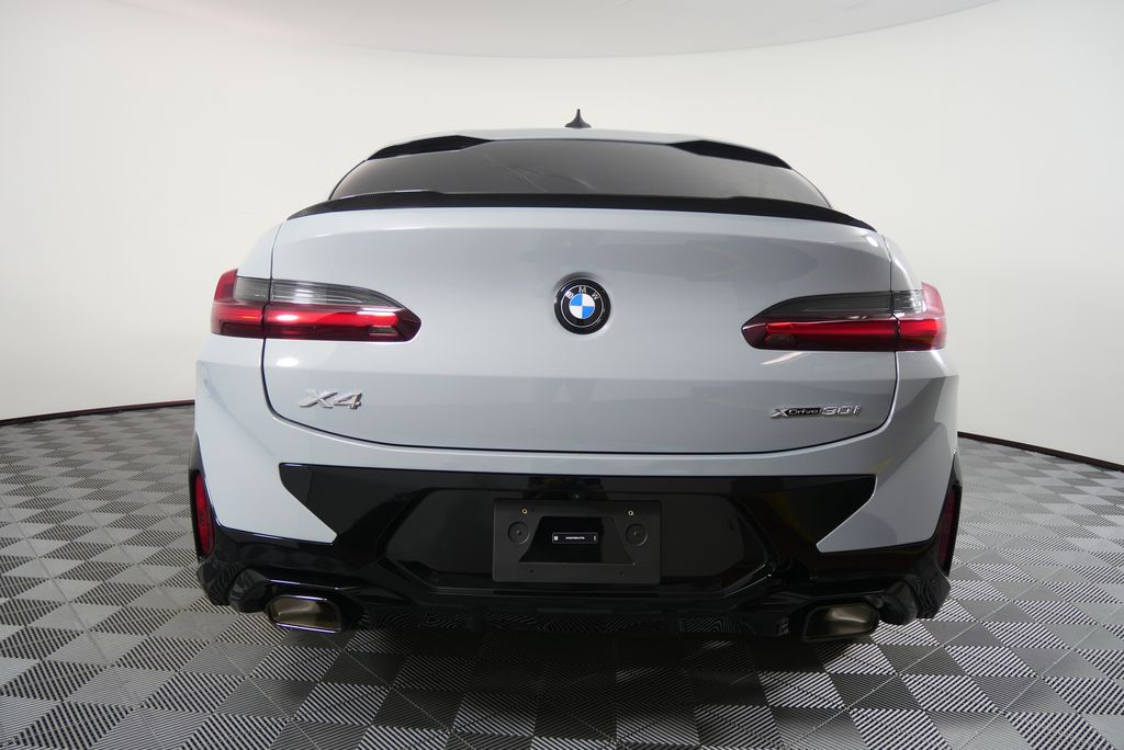 Thumbnail: 2025 BMW X4 - 4