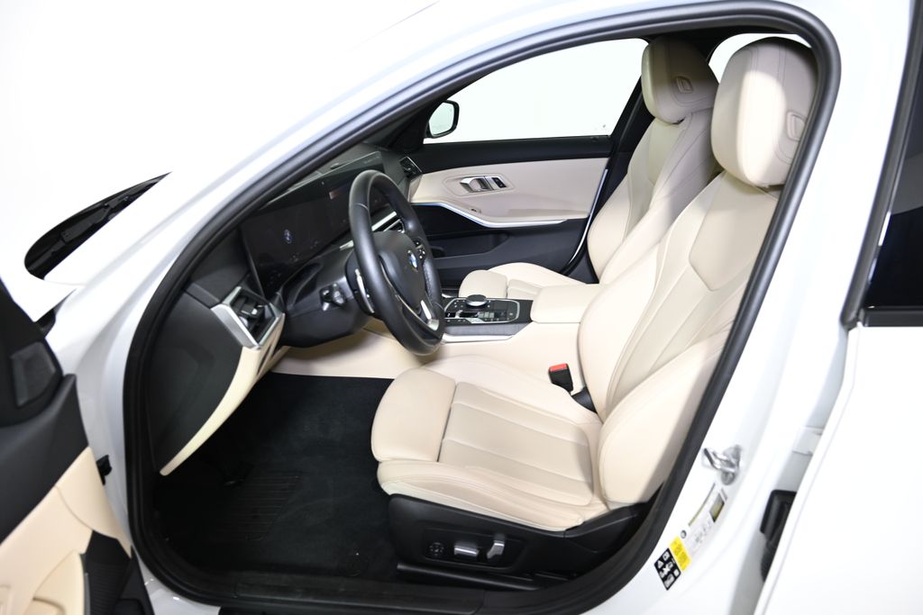 Thumbnail: 2023 BMW 3 Series - 14