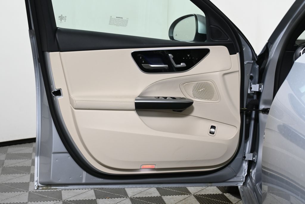 Thumbnail: 2025 Mercedes-Benz C-Class - 29