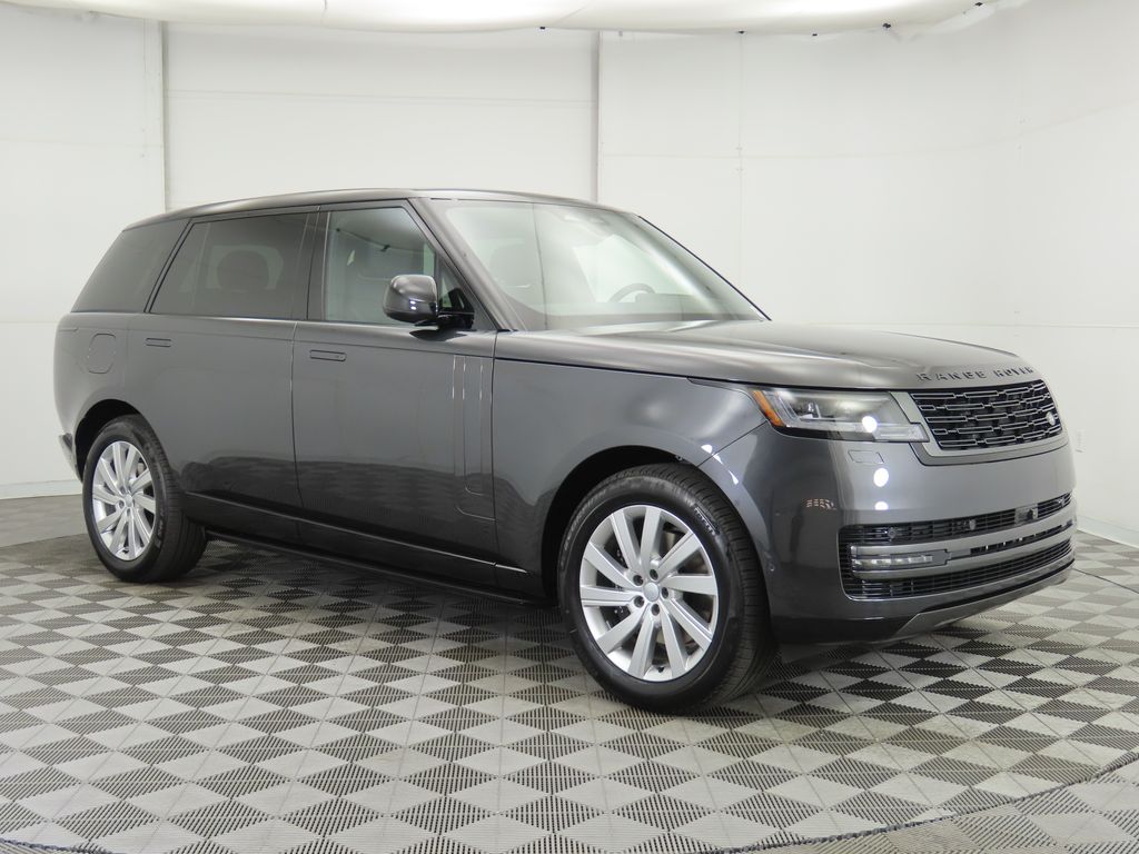 2025 Land Rover Range Rover SE 3