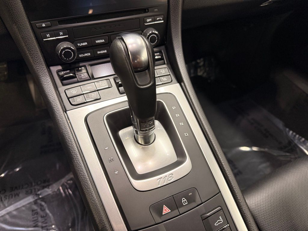 Thumbnail: 2022 Porsche 718 Cayman - 19