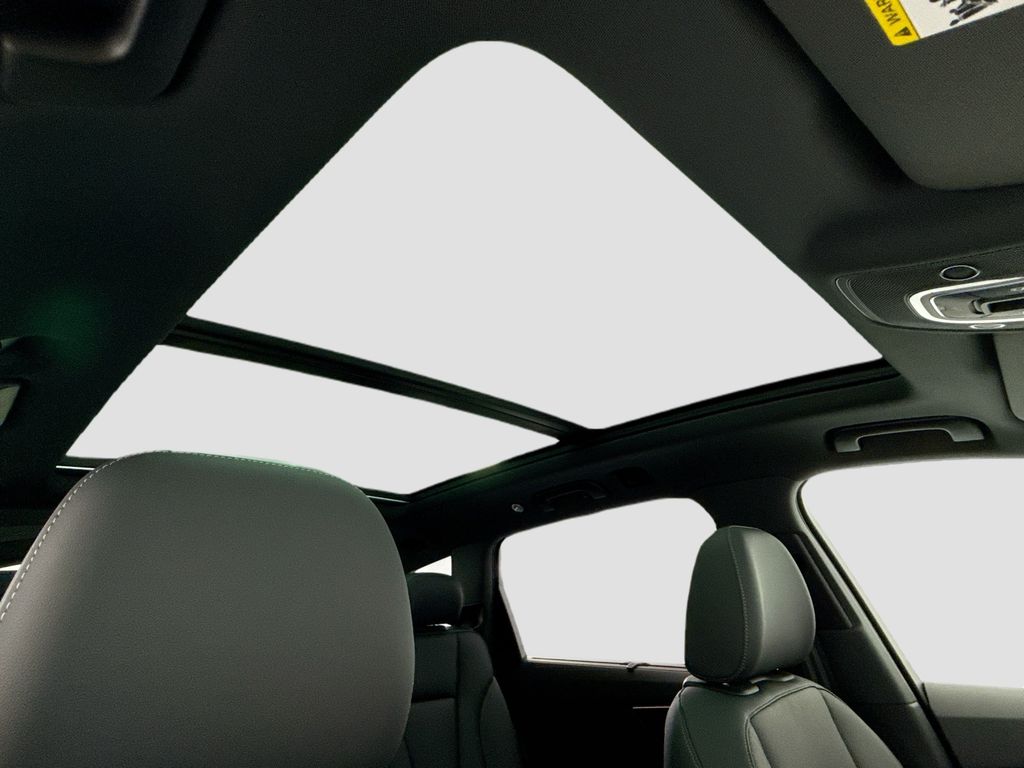 Thumbnail: 2026 Audi Q7 - 18