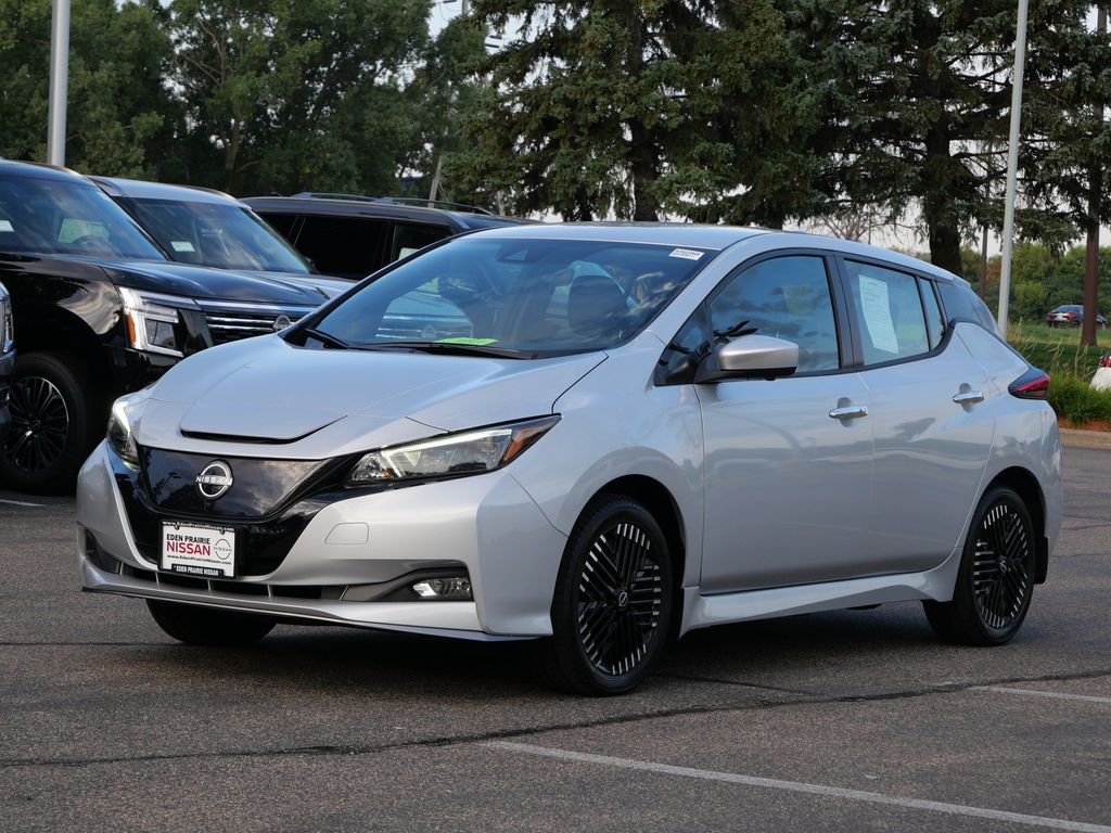 2023 Nissan LEAF SV Plus FWD