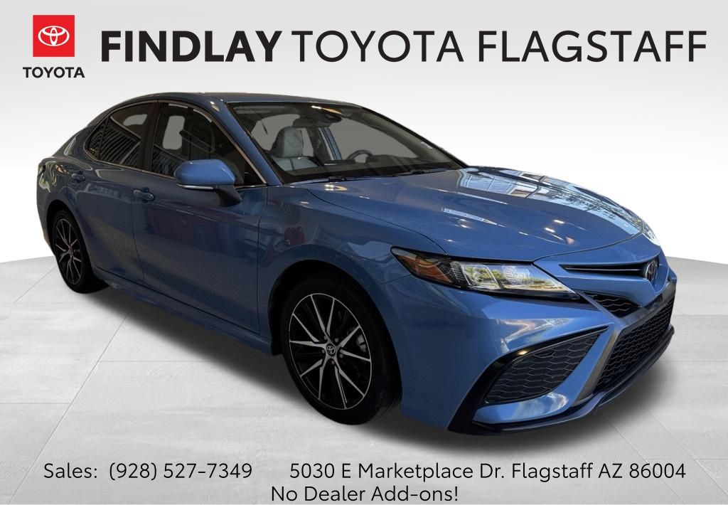  2023 Toyota Camry SE FWD   