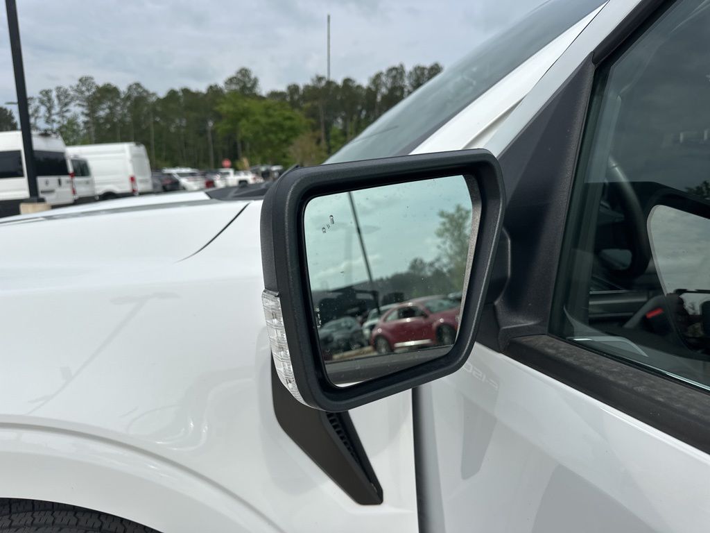 2023 Oxford White Ford F-150 XLT RWD Truck