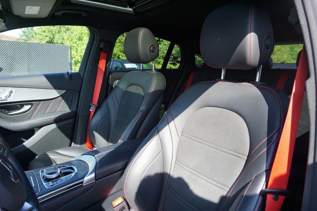 Thumbnail: 2019 Mercedes-Benz GLC - 8