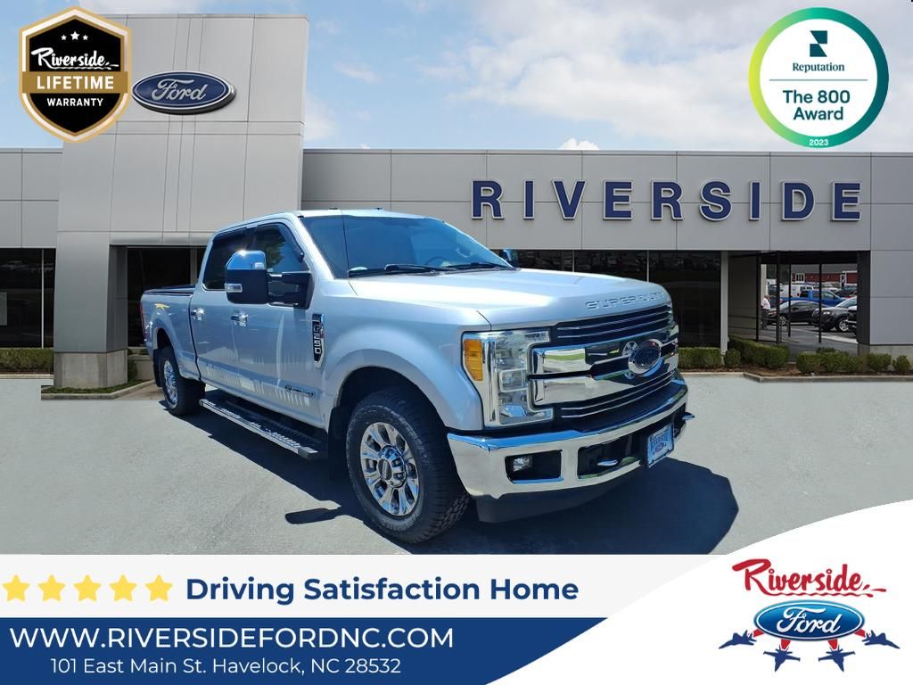Ingot Silver 2017 Ford F-250 Super Duty Lariat Crew Cab Pickup Truck 4X2 6-Speed Automatic