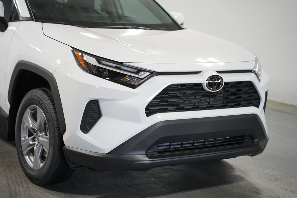 2025 Toyota RAV4 XLE 4