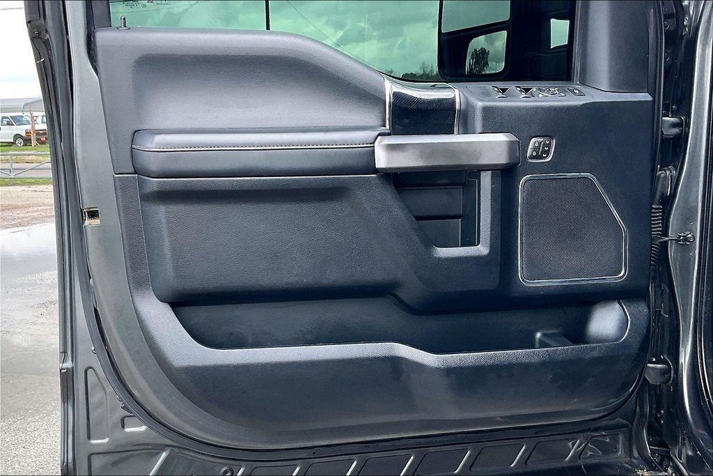 Used 2020 Ford Super Duty F-250 Platinum 4D Crew Cab