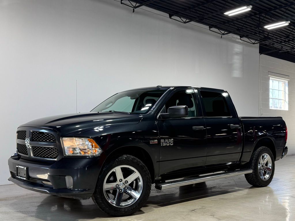 2014 RAM 1500 Express Crew Cab 4WD