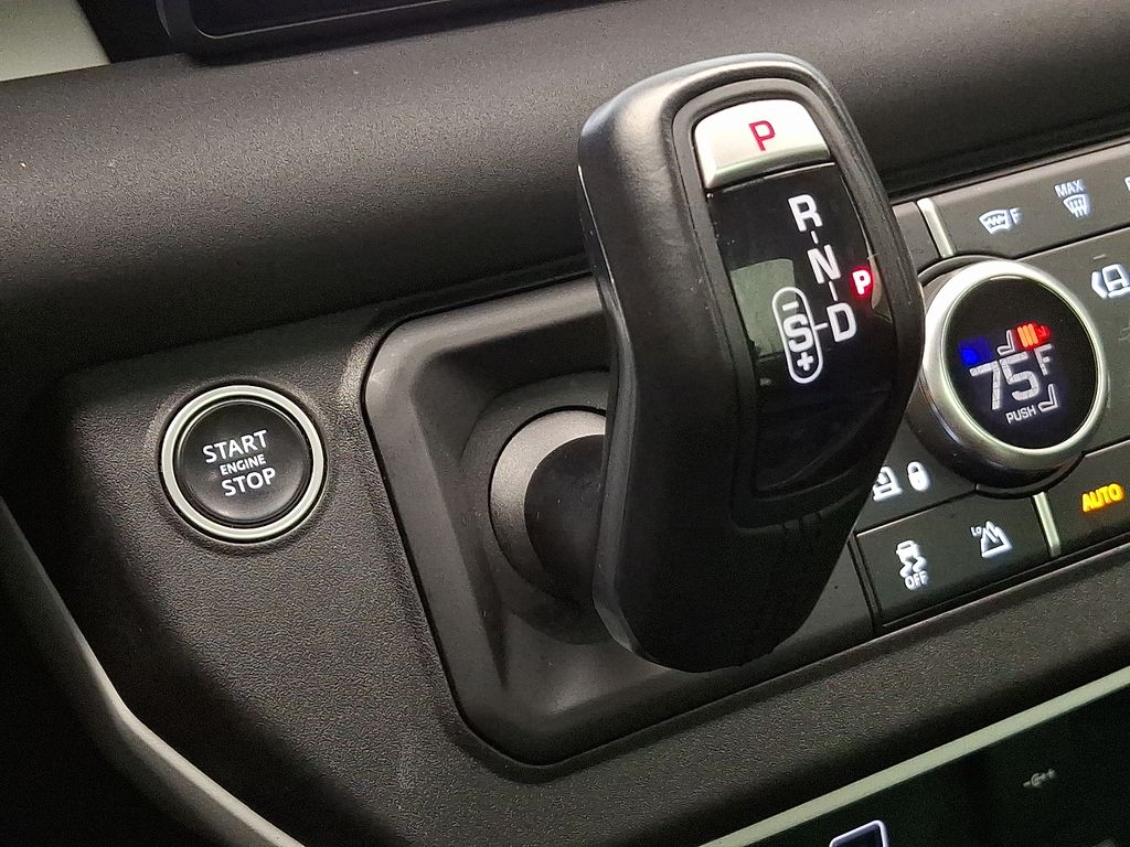 Thumbnail: 2020 Land Rover Defender - 15