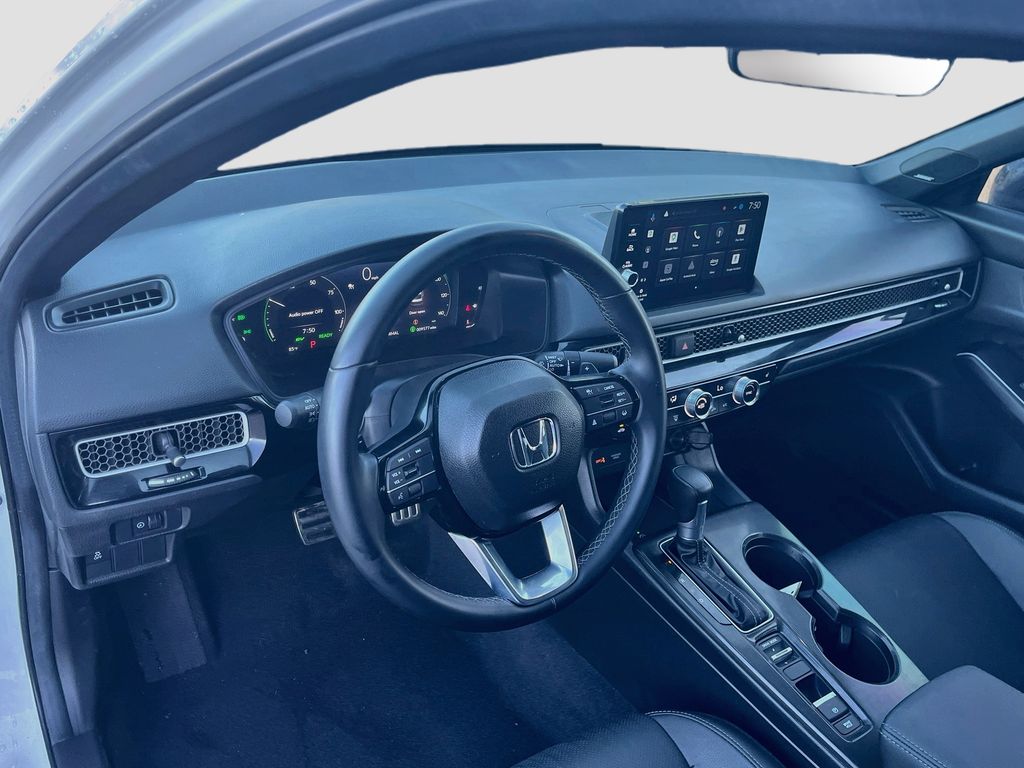 Used 2025 White Honda Sport Touring image 9