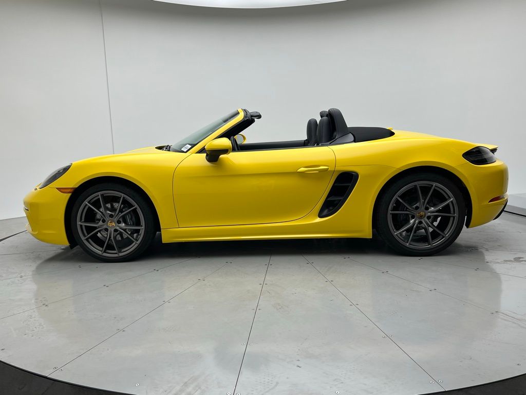 Thumbnail: 2019 Porsche 718 Boxster - 2