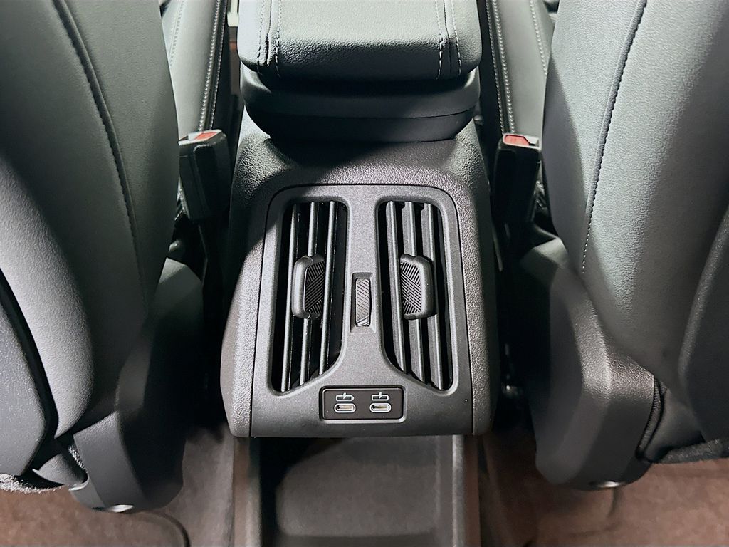 Thumbnail: 2026 BMW X1 - 18