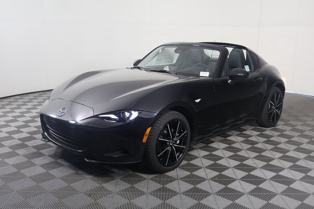 2025 Mazda MX-5 Miata Grand Touring 3